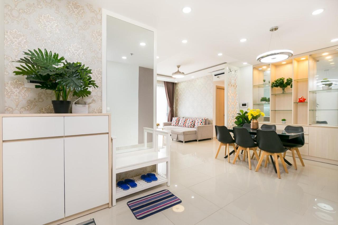 Spacious Saigon - Infinity Pool In Rivergate โฮจิมินห์ซิตี้ ภายนอก รูปภาพ