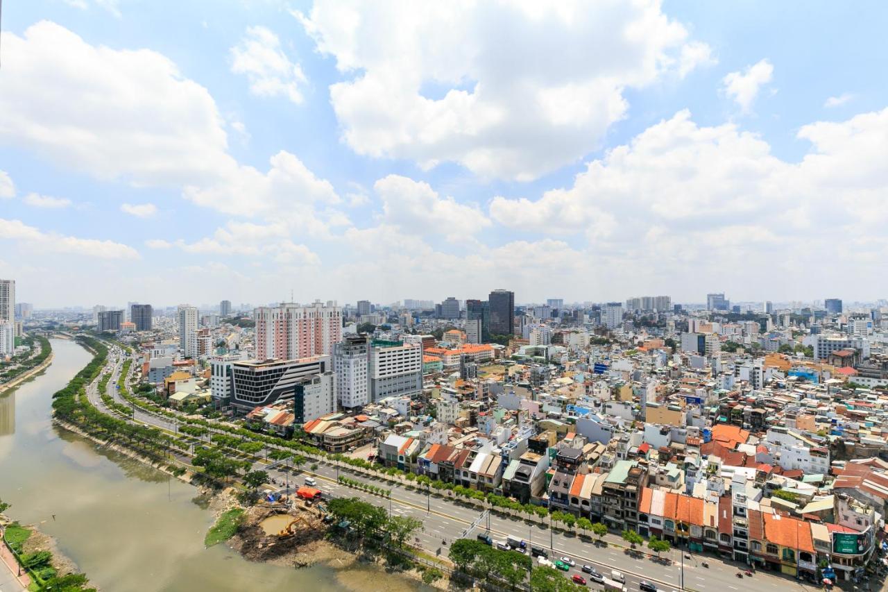 Spacious Saigon - Infinity Pool In Rivergate โฮจิมินห์ซิตี้ ภายนอก รูปภาพ