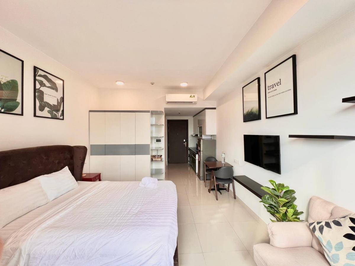 Spacious Saigon - Infinity Pool In Rivergate โฮจิมินห์ซิตี้ ภายนอก รูปภาพ