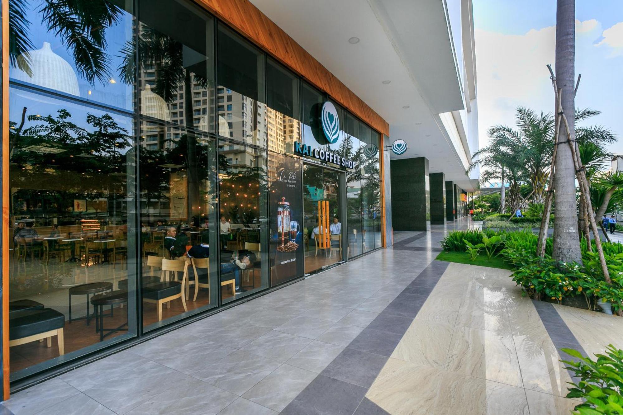 Spacious Saigon - Infinity Pool In Rivergate โฮจิมินห์ซิตี้ ภายนอก รูปภาพ